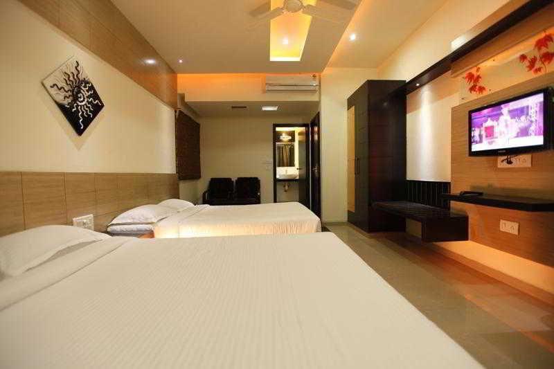 Hotel Arafa Inn Bangalore Esterno foto