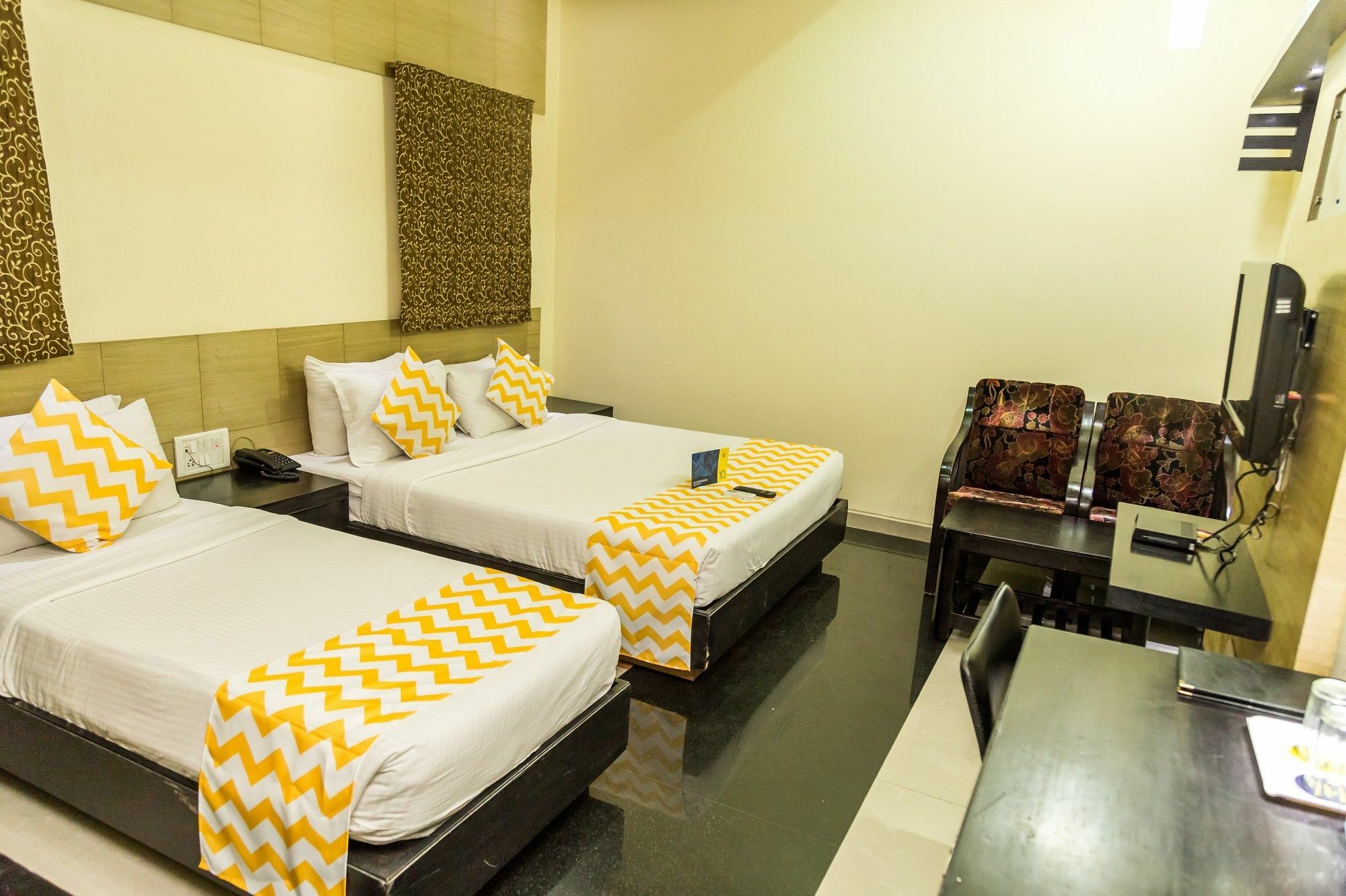 Hotel Arafa Inn Bangalore Esterno foto