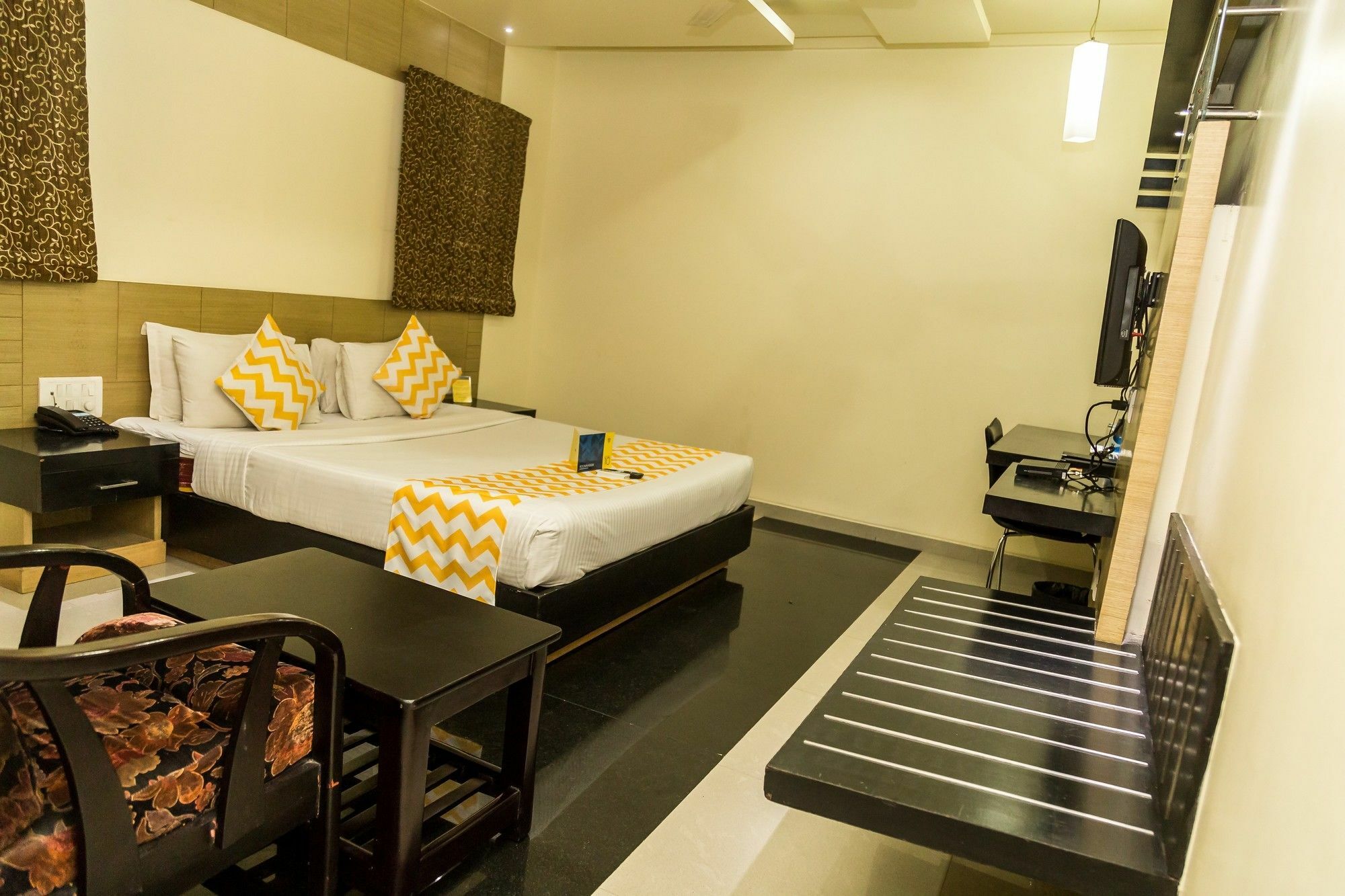 Hotel Arafa Inn Bangalore Esterno foto